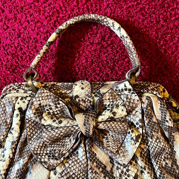 Jessica Simpson Snake Skin Bow Brown Faux satchel purse bag - Picture 2 of 12